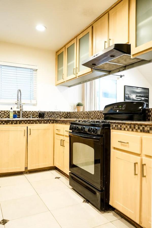 Newport Beach House 1 Blk To Beach And 25 Min To Disney Exterior foto